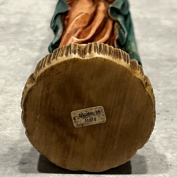 Signed by ‘A. Lucchesi Faro’ Virgin Mary w/ Baby Jesus statue ITALY vintage - Picture 10 of 16